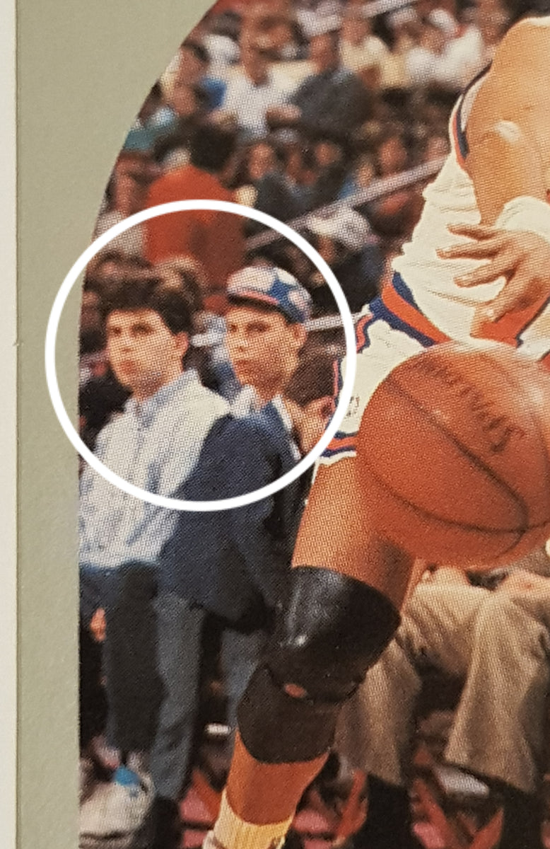 1990-91 Hoops Mark Jackson Basketball Card #205 – Rare Menendez Brothers Background (New York Knicks, Ungraded Mint)