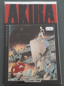 Akira #32 VF/NM