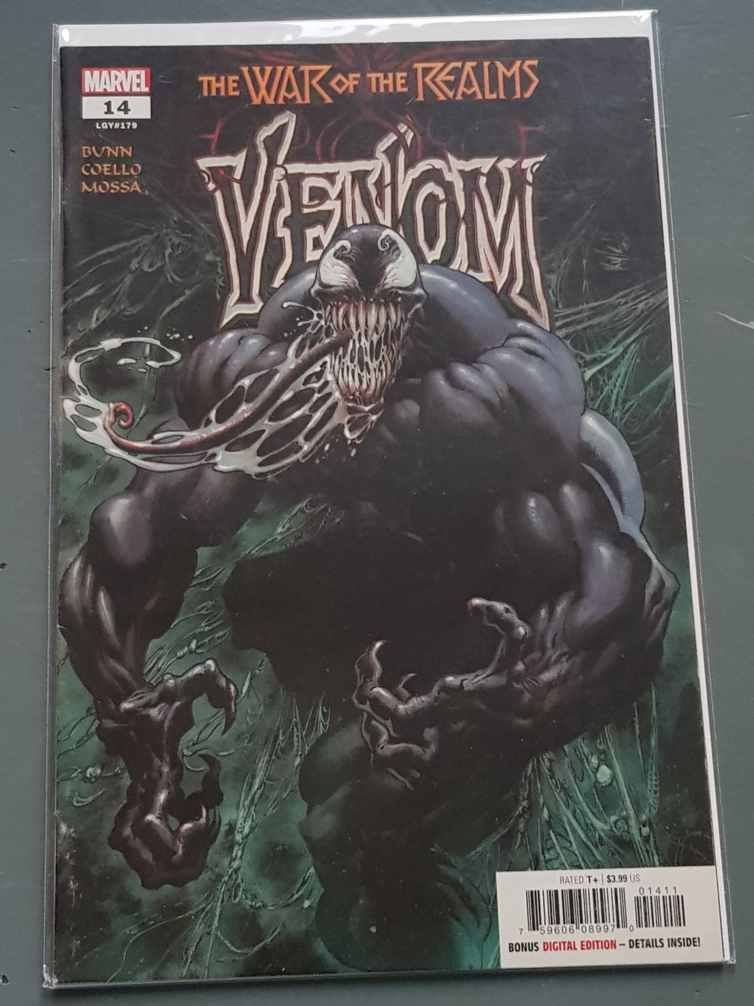 Venom #14 NM