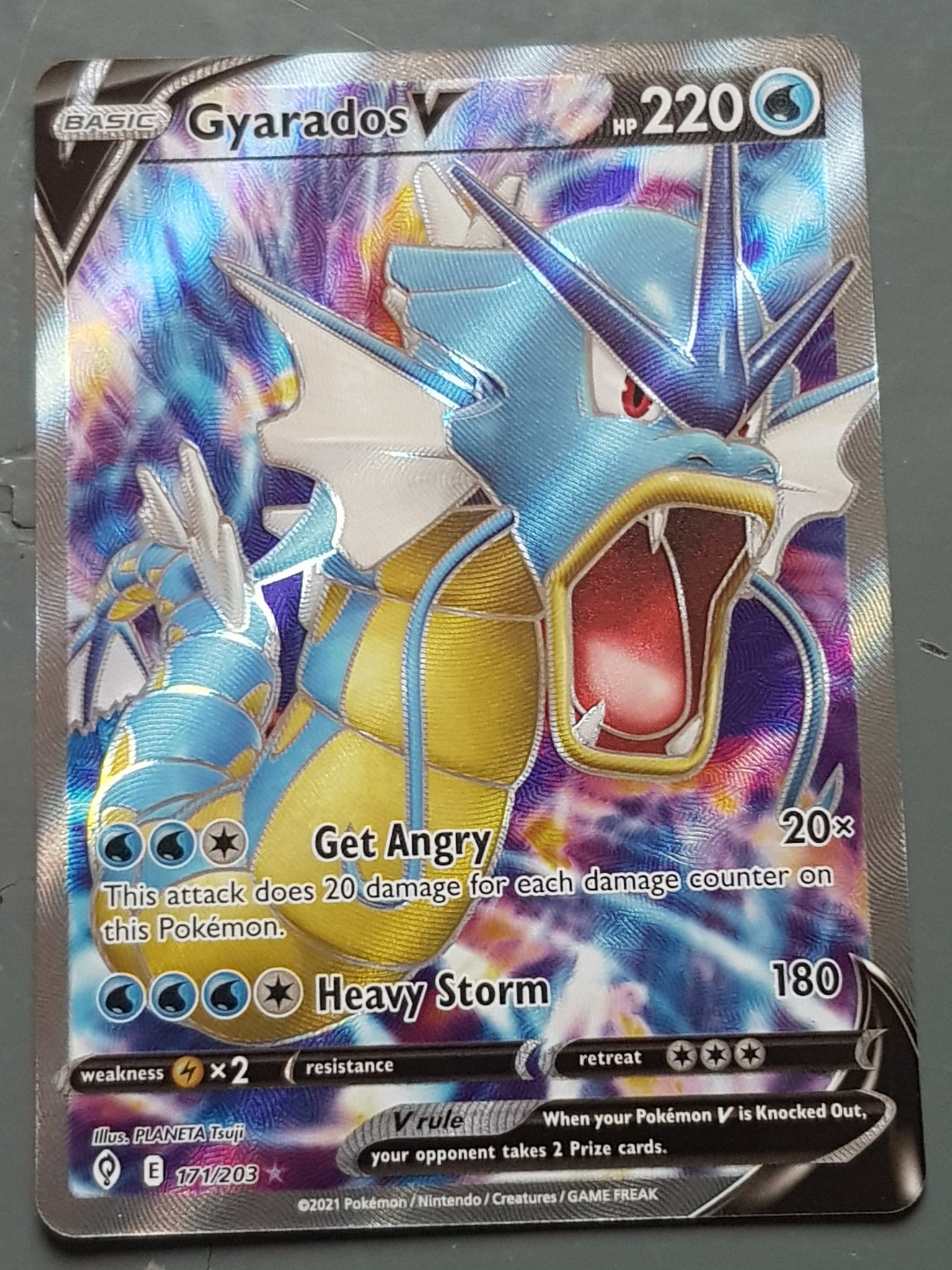 Pokemon Sword and Shield Evolving Skies Gyarados V #171/203 Holo Tradi Rotterdam Comics Pokemon Sword and Shield Evolving Skies Gyarados V #171/203 Holo Tradi Rotterdam Comics