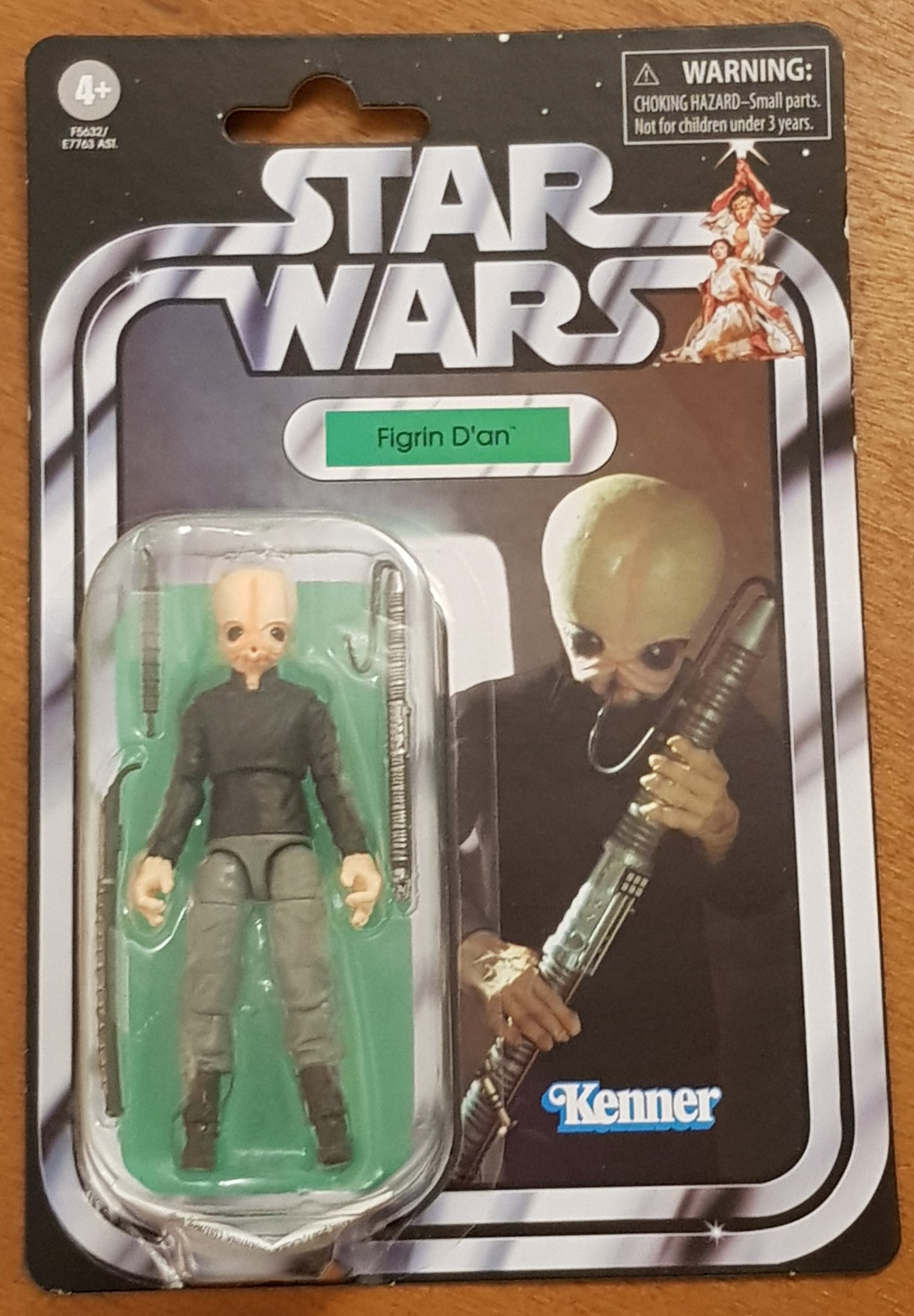 Star Wars Firgin D'an Action Figure