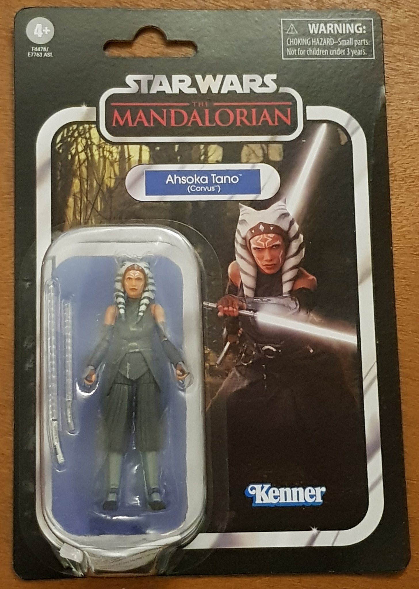 Star Wars the Mandalorian Ahsoka Tano (Corvus) Action Figure