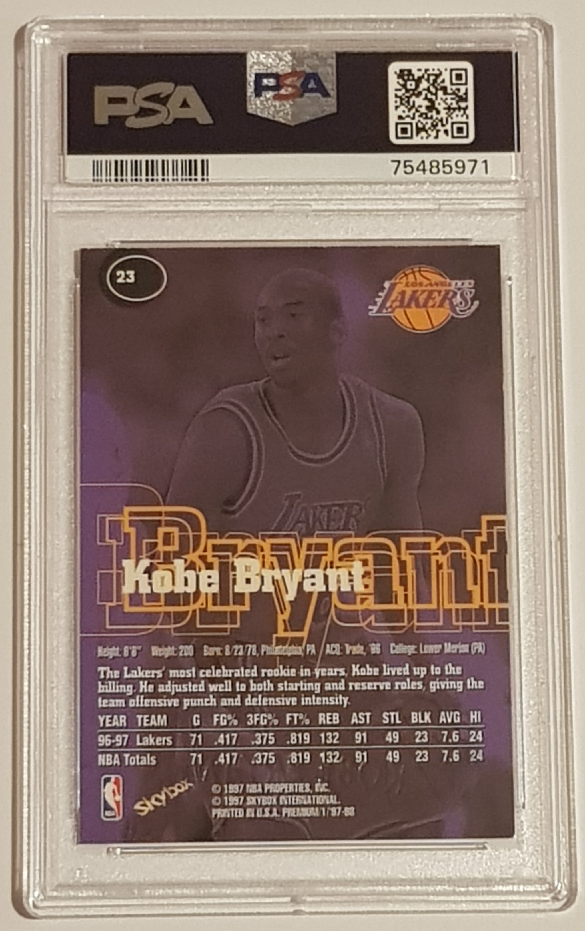 Kobeページ 1997-98 Skybox Premium Kobe Bryant #23 PSA 8 Trading Card
