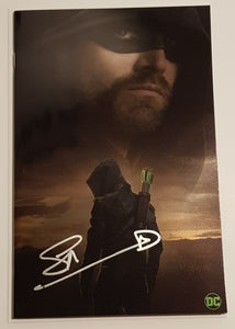 Green Arrow #1 NM+ Whatnot Exclusive Foil Variant (Signed by Stephen Amell)