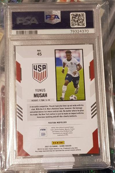 2021-22 Panini Score FIFA Yunus Musah #45 Green Laser Parallel /5 PSA 9 Trading Card