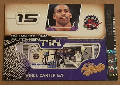 2001-02 Fleer NBA Authentix Vince Carter Autographed Authentix #AA-VC /25 Trading Card