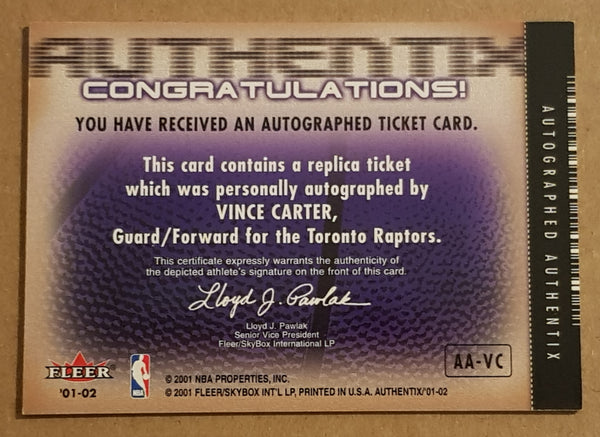 2001-02 Fleer NBA Authentix Vince Carter Autographed Authentix #AA-VC /25 Trading Card
