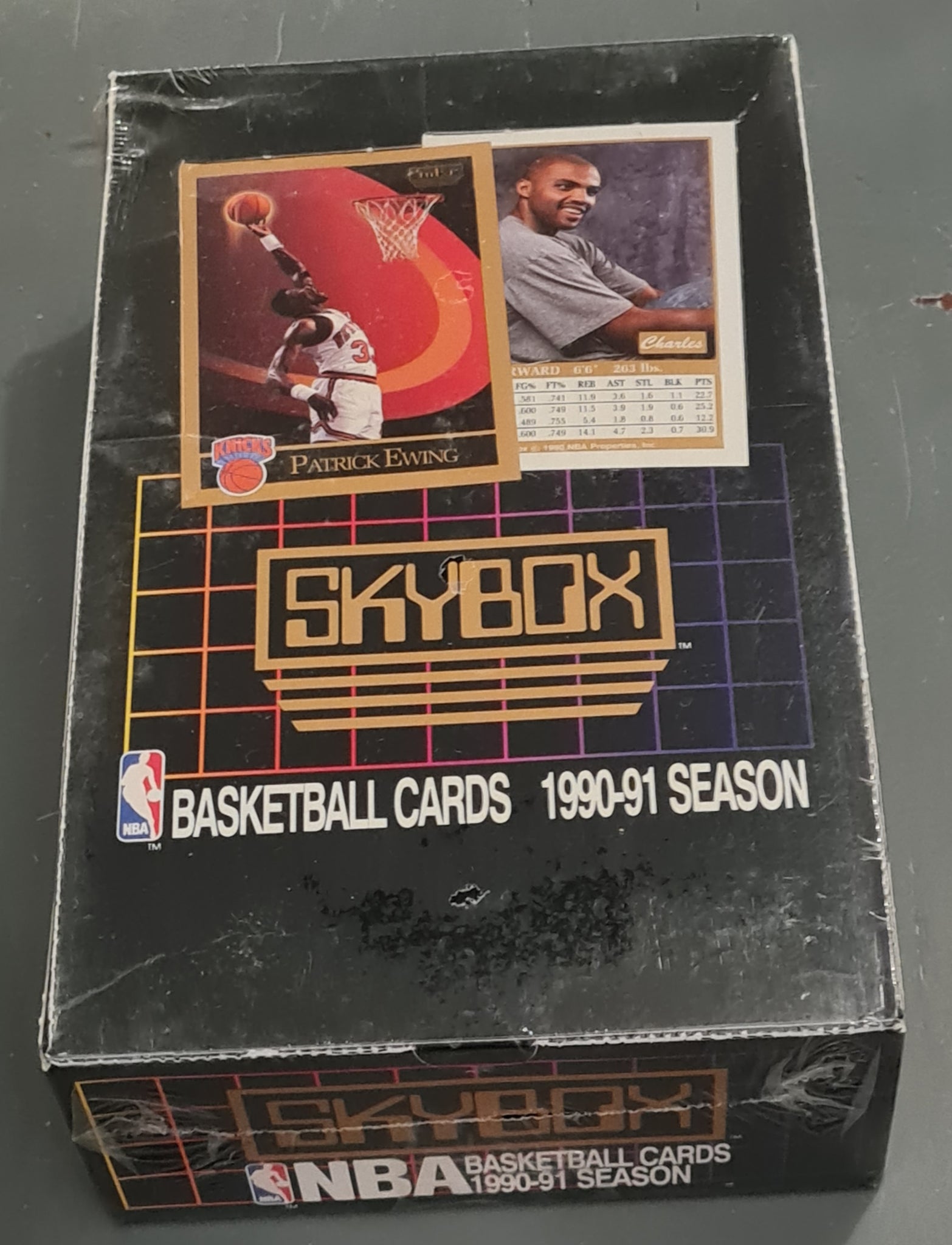 1990-91 Skybox NBA Basketball Series One Sealed Trading Card Box (Ewing/Barkley Box Image)