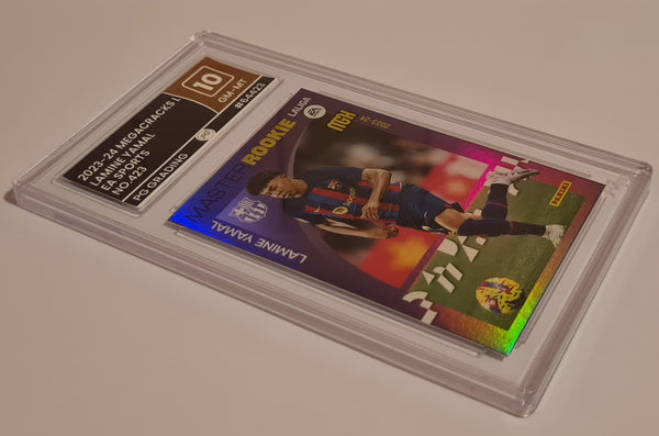 2023-24 Panini Megacracks Liga EA Sports Lamine Yamal #423 PG Grading 10 Master Rookie Card (Only debut jersey #71 card!)