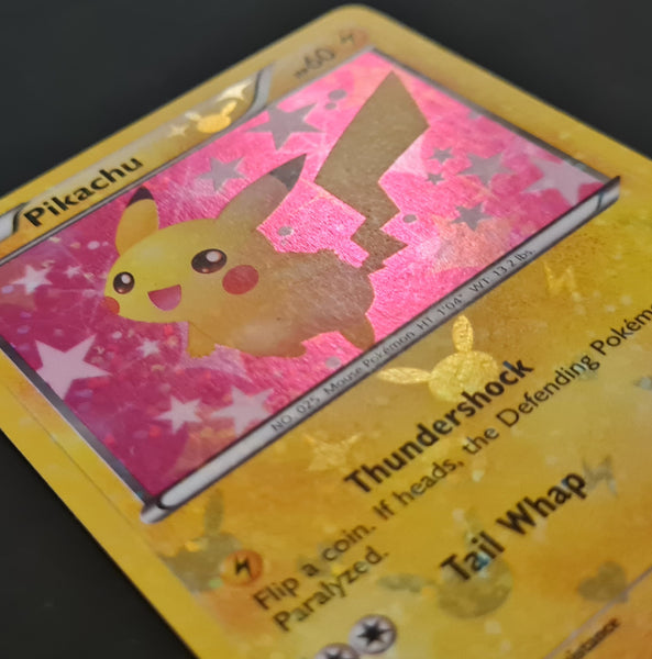 Pokemon Black and White Legendary Treasures Pikachu #RC7/RC25 Radiant Collection Holo Trading Card