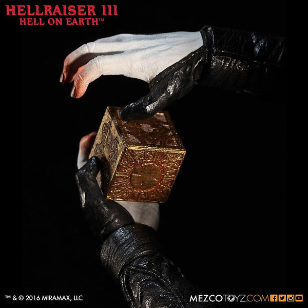 Hellraiser III Hell on Earth Pinhead 12" Figure