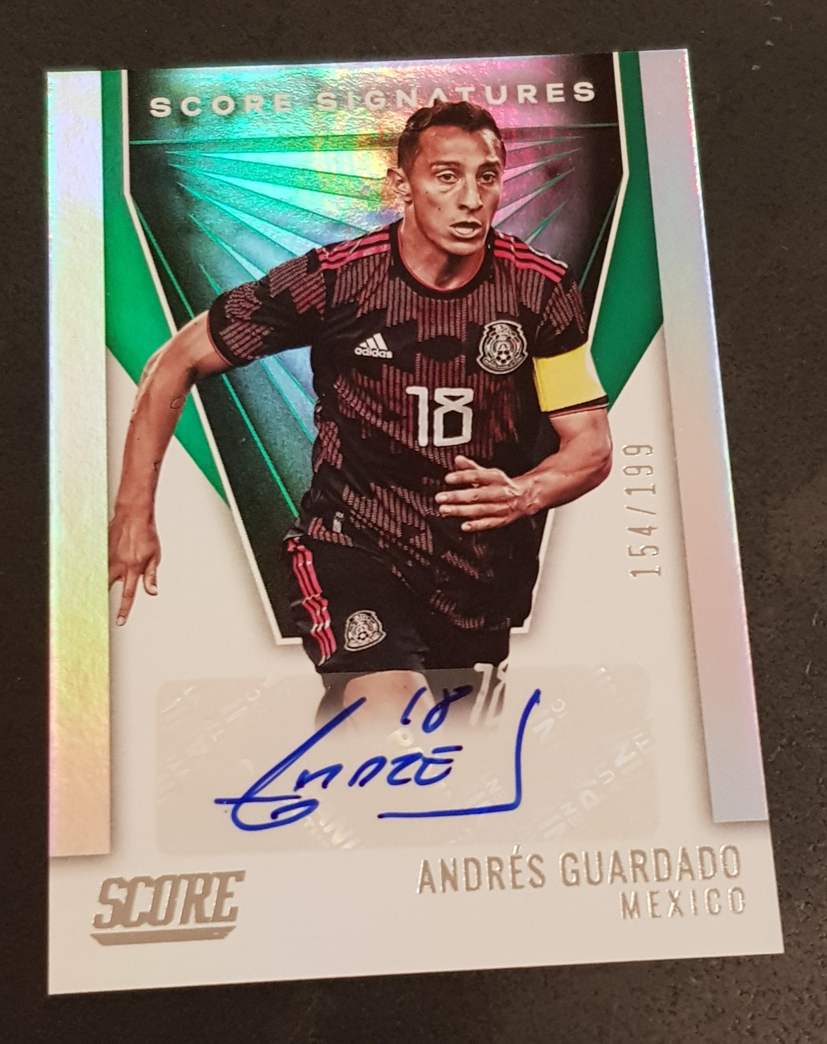 2021-22 Panini Score FIFA Andres Guardado Autograph Trading Card