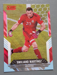 2021-22 Panini Score FIFA Emiliano Martinez #70 Red Lava Parallel Trading Card