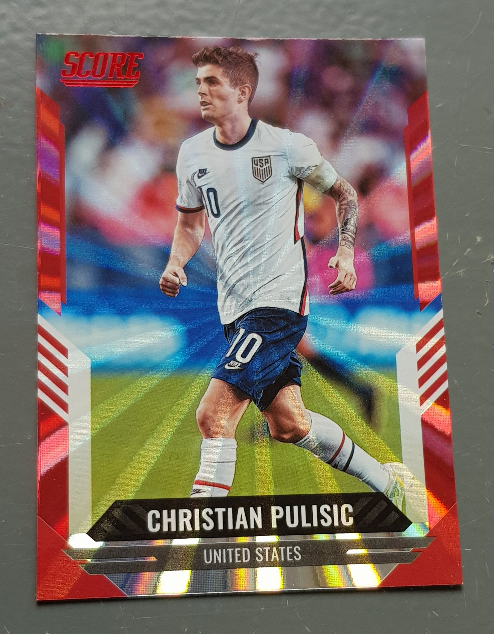 2021-22 Panini Score FIFA Christian Pulisic #44 Red Laser Parallel Trading Card
