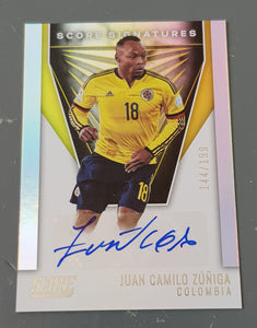 2021-22 Panini Score FIFA Juan Camilo Zúñiga Autograph /199 Card