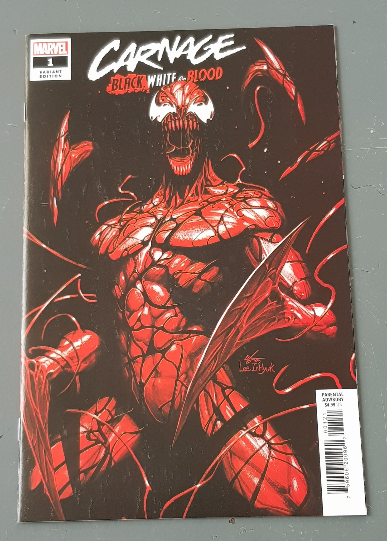 Carnage Black White and Blood #1 NM Inhyuk Lee Variant