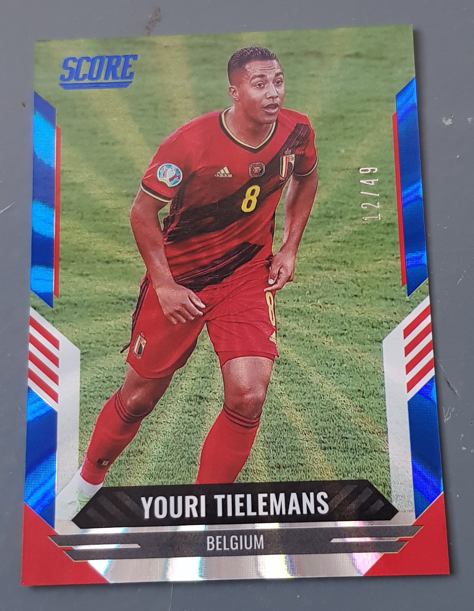2021-22 Panini Score FIFA Youri Tielemans #17 Blue Laser Parallel /49 Trading Card
