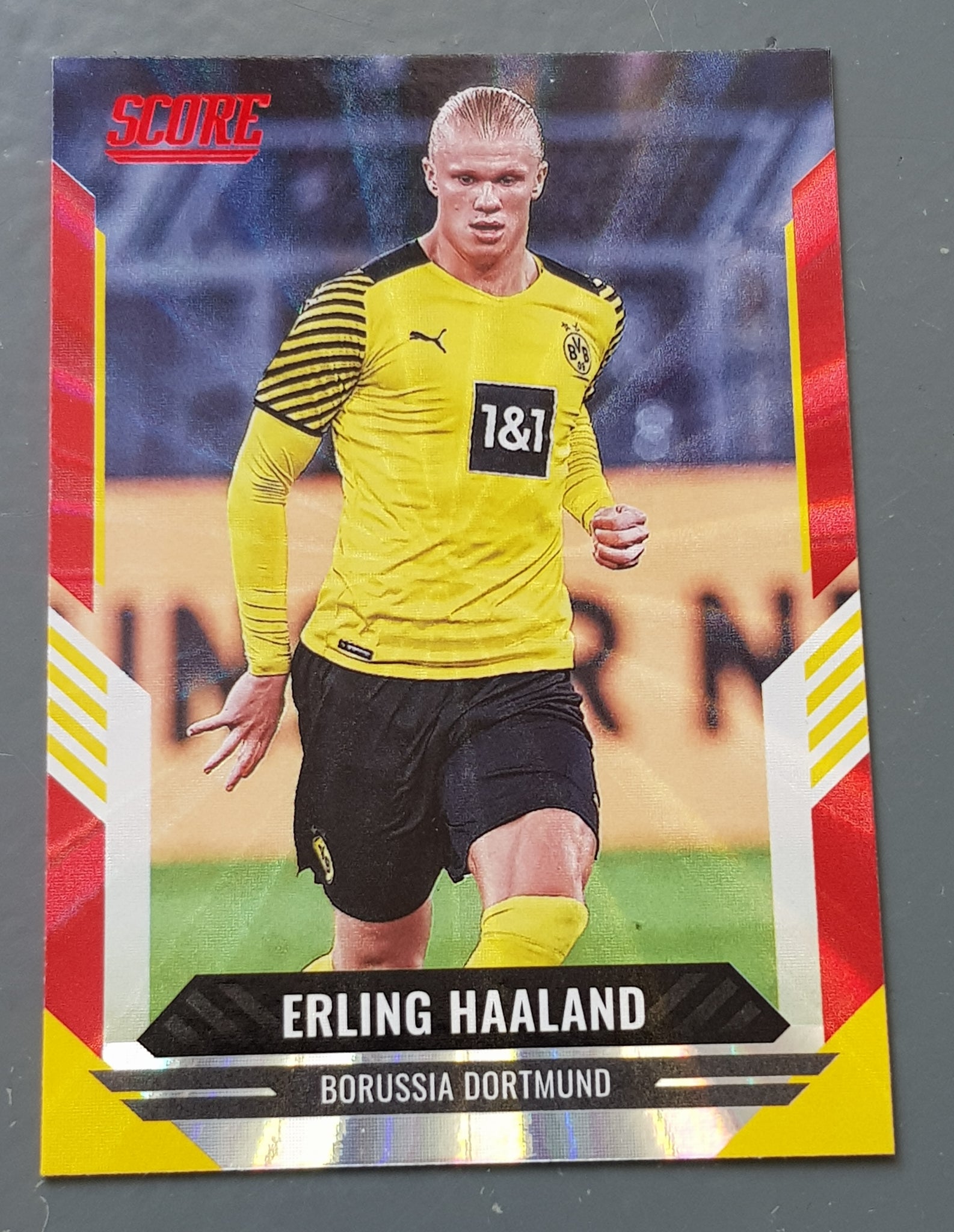 2021-22 Panini Score FIFA Erling Haaland #121 Red Laser Parallel Trading Card