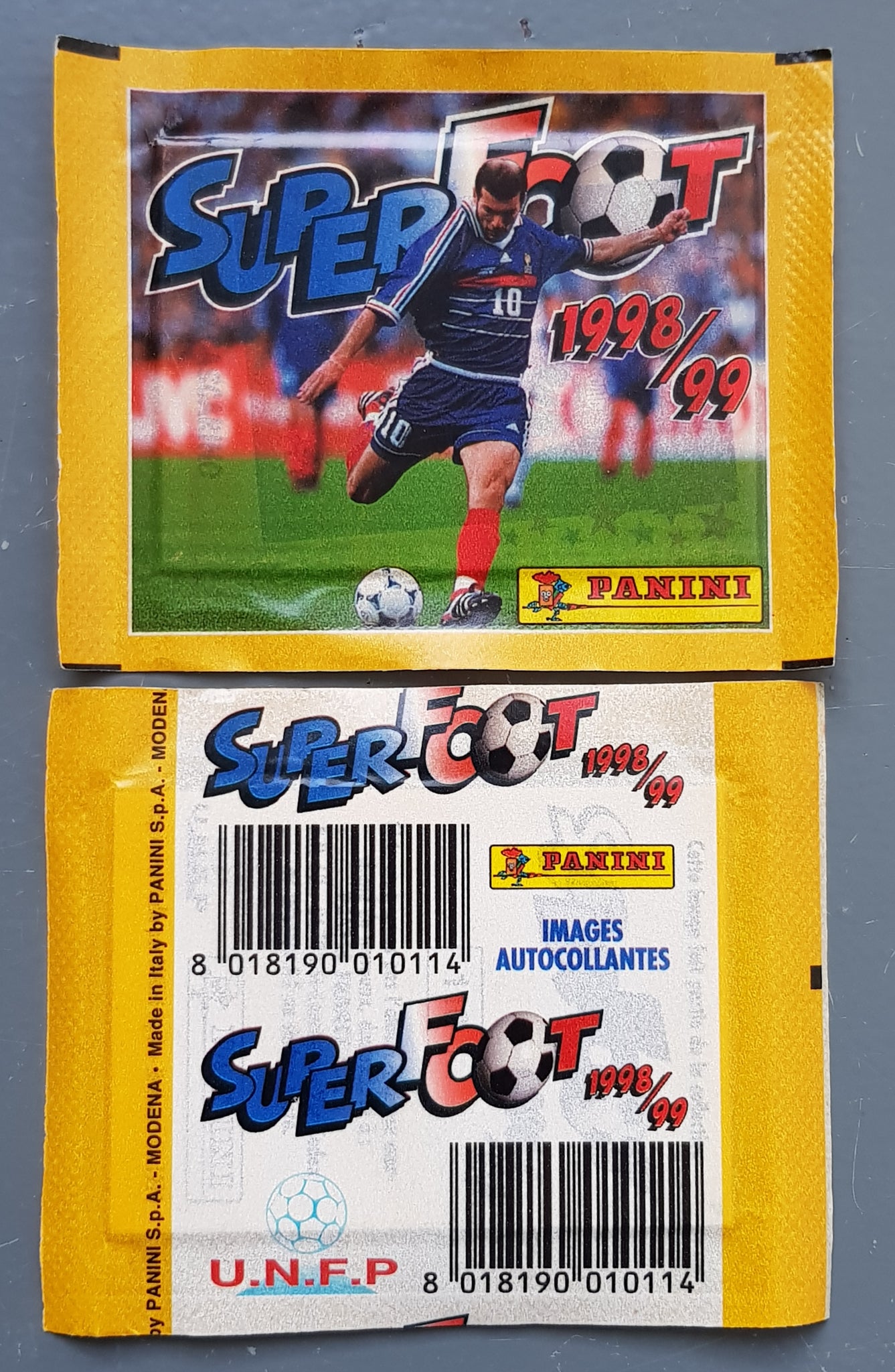 1998-99 Panini SuperFoot (1) Sealed Sticker Pack