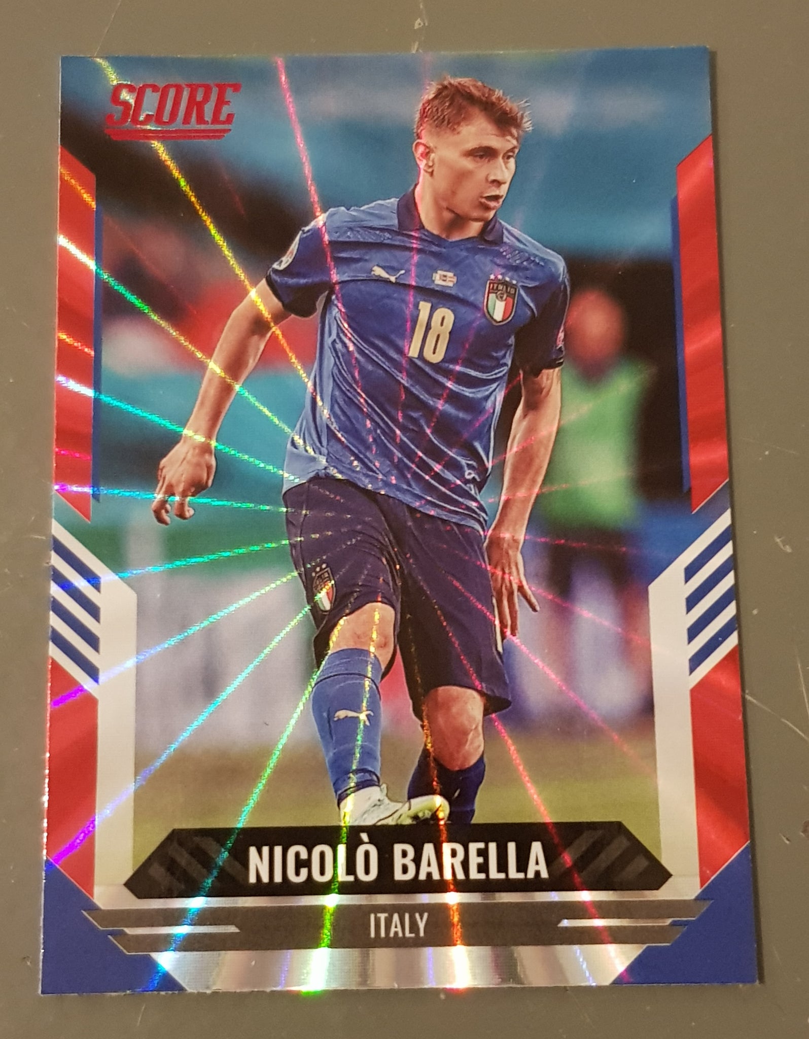 2021-22 Panini Score FIFA Nicolò Barella #83 Red Laser Parallel Trading Card