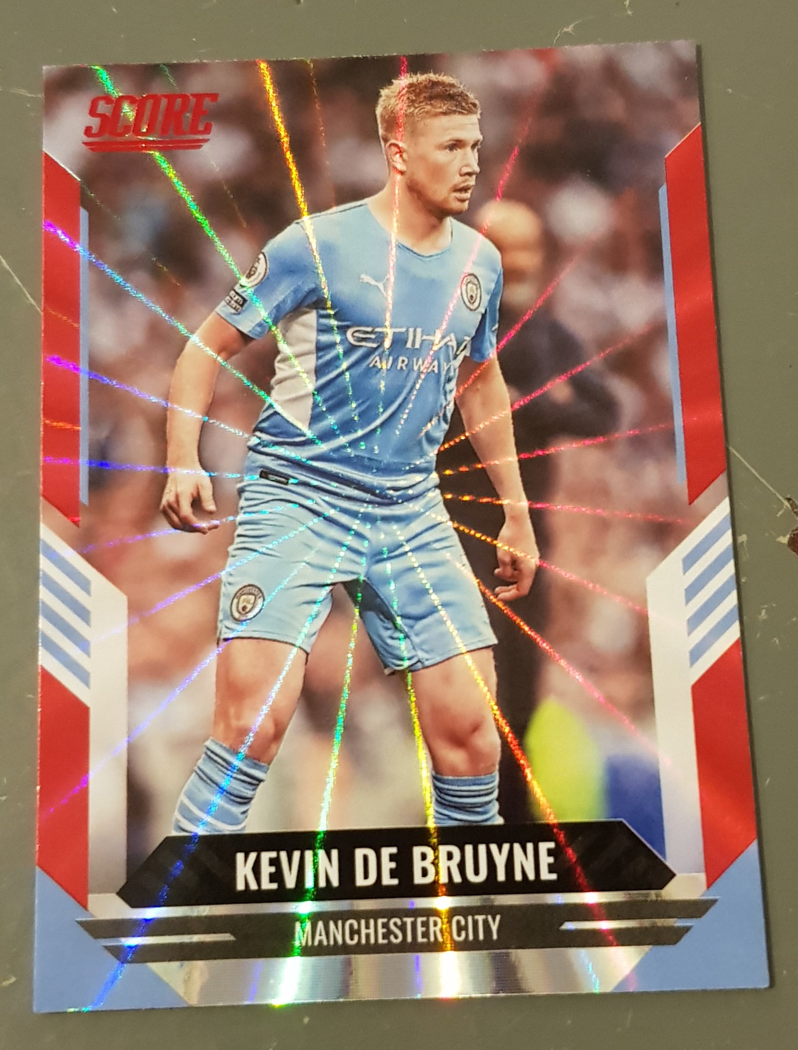 2021-22 Panini Score FIFA Kevin de Bruyne Red Laser Parallel Trading Card