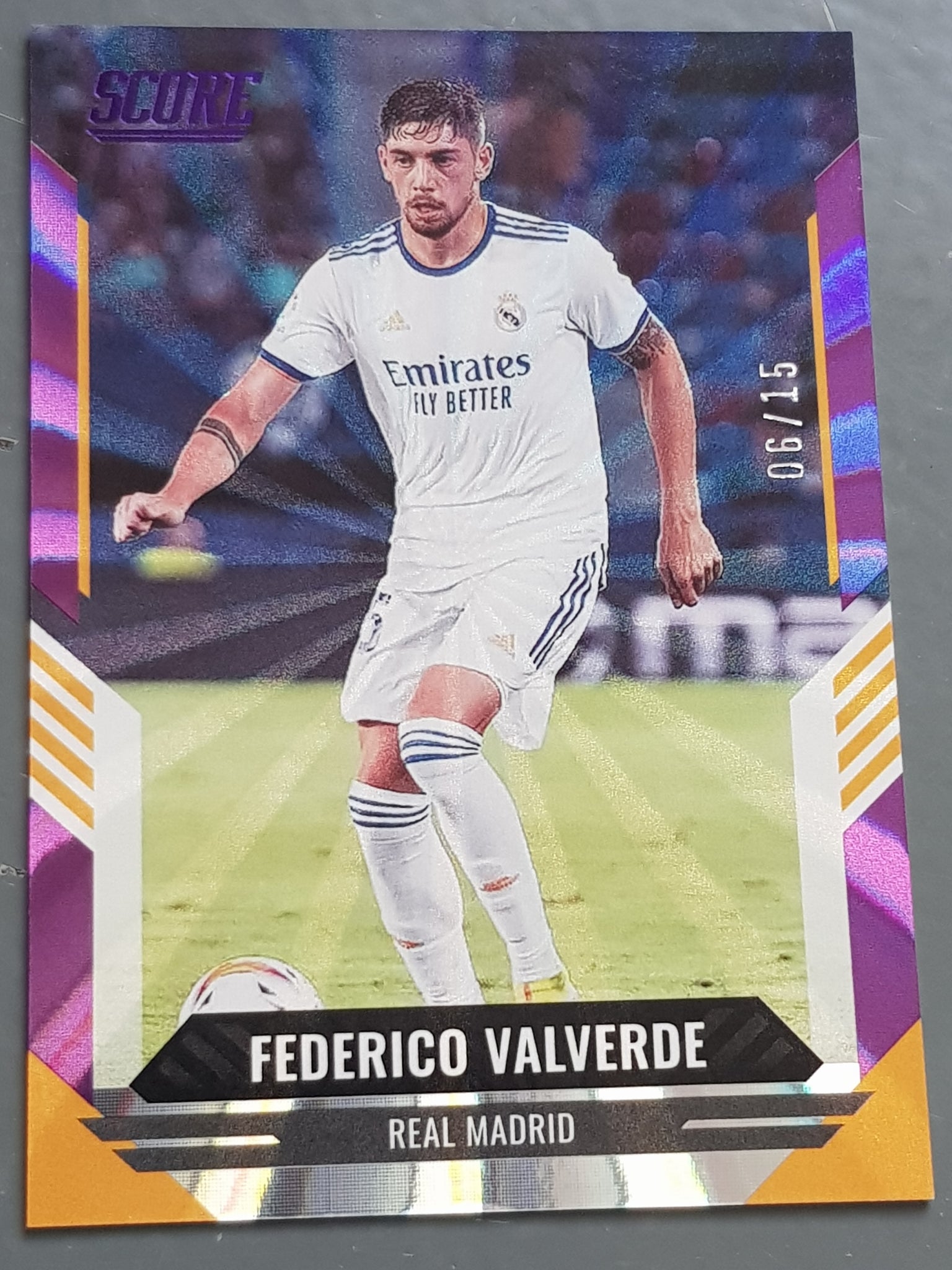 2021-22 Panini Score FIFA Federico Valverde #112 Purple Laser Parallel /15 Trading Card