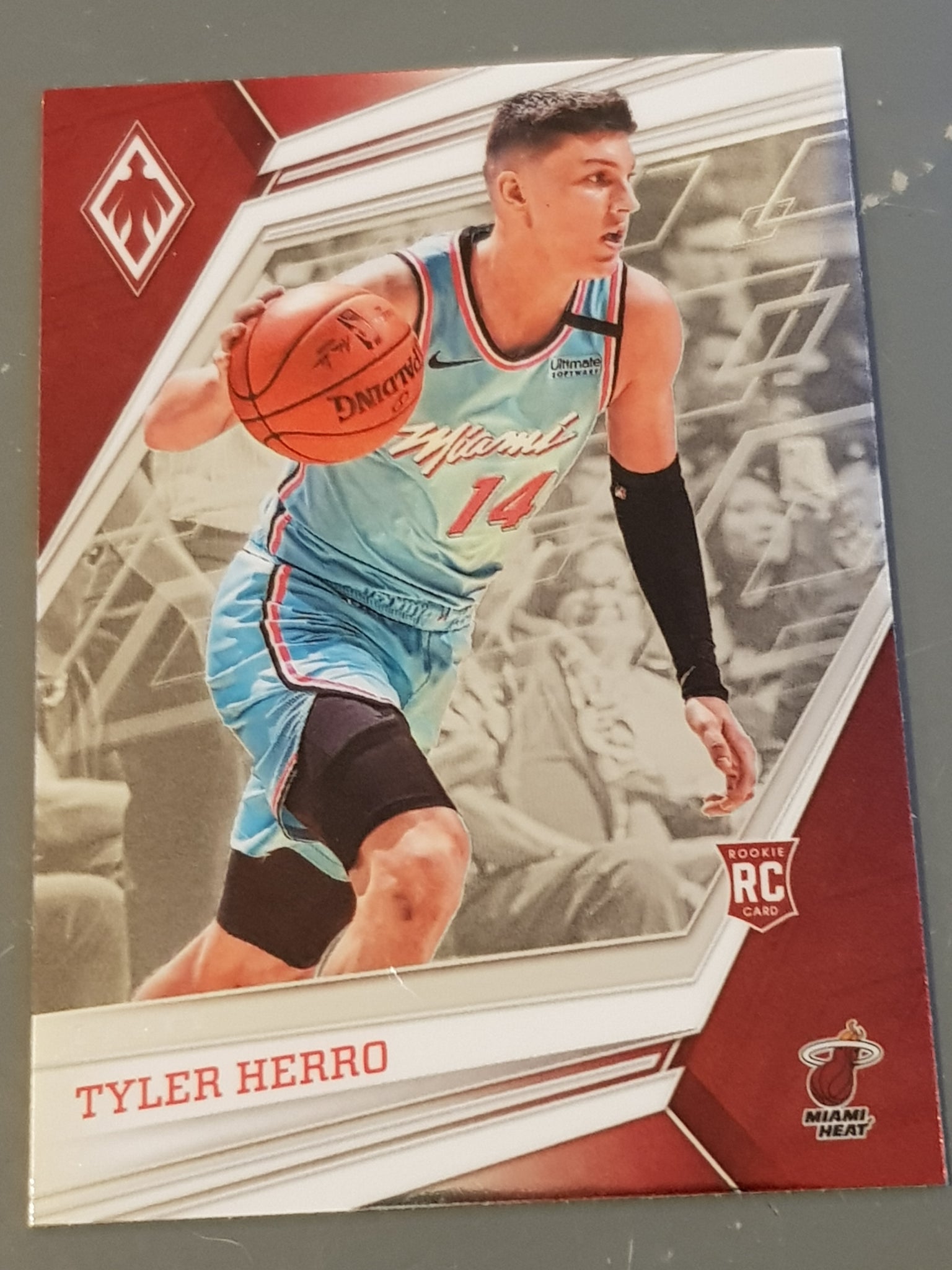 2019-20 Panini Chronicles Phoenix Basketball Tyler Herro #572 Rookie Card