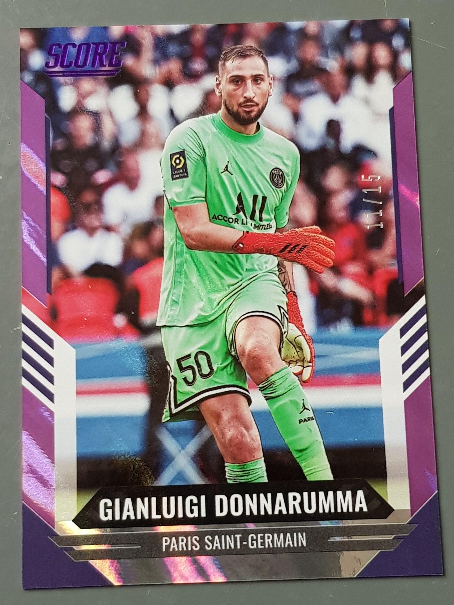 2021-22 Panini Score FIFA Gianluigi Donnarumma #164 Purple Lava Parallel /15 Trading Card