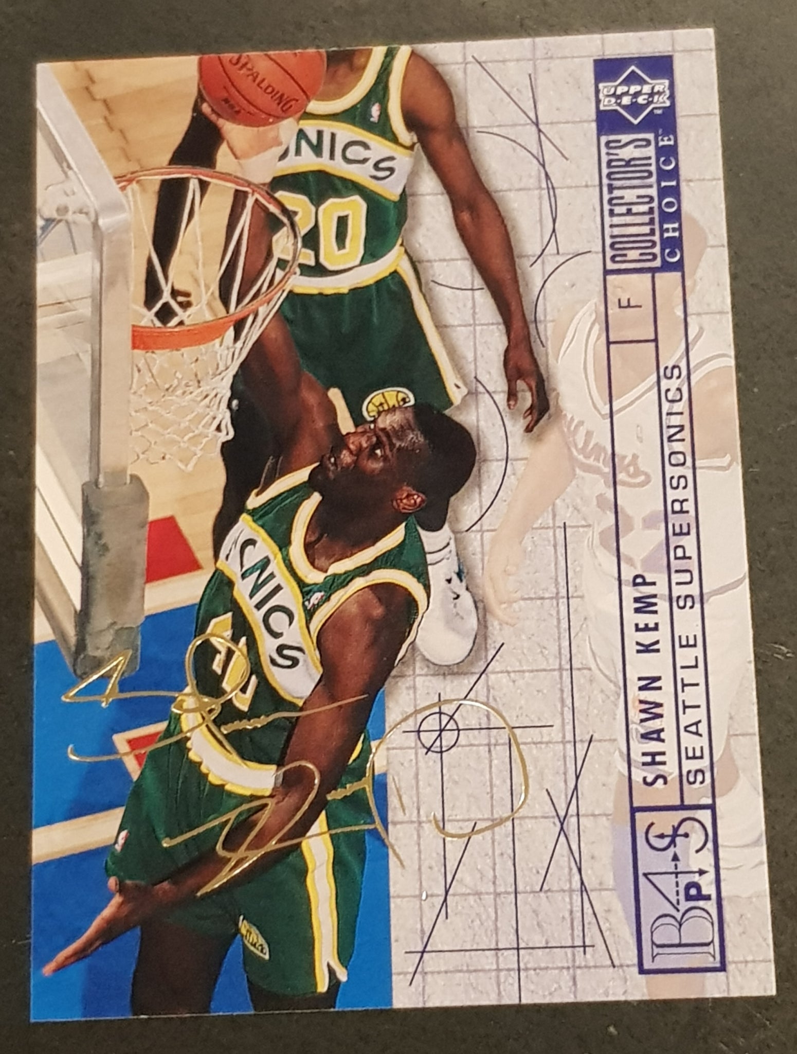 1994-95 Upper Deck Collector's Choice Shawn Kemp #396 Gold Signature Trading Card
