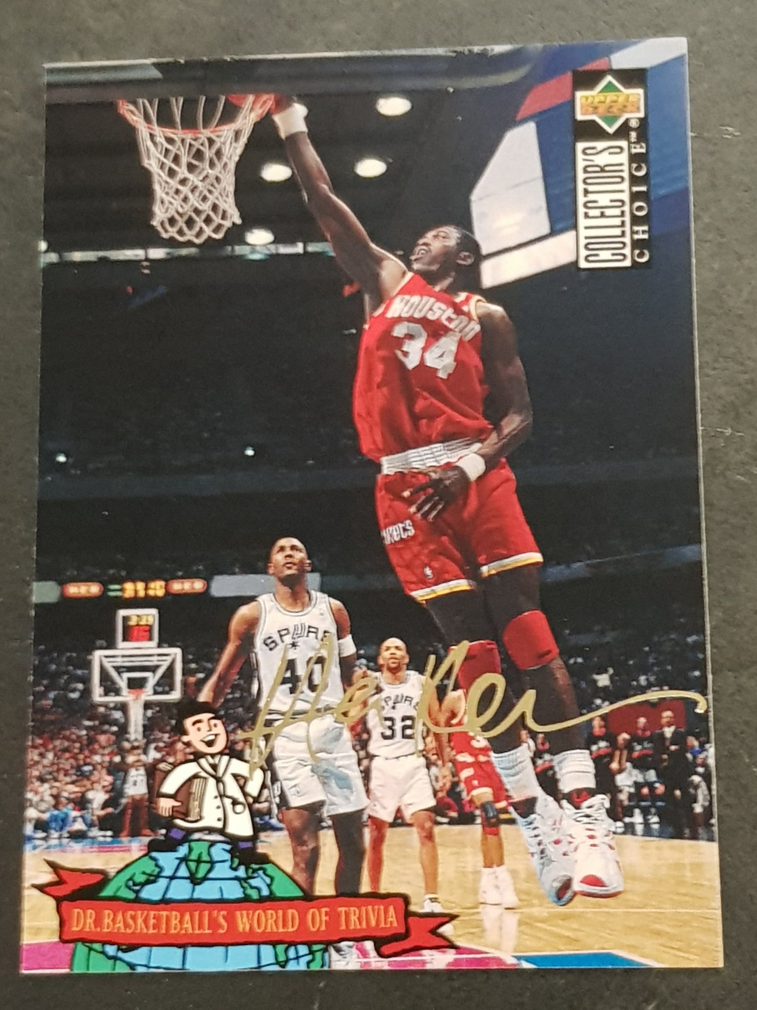 1994-95 Upper Deck Collector's Choice Hakeem Olajuwon #399 Gold Signature Trading Card