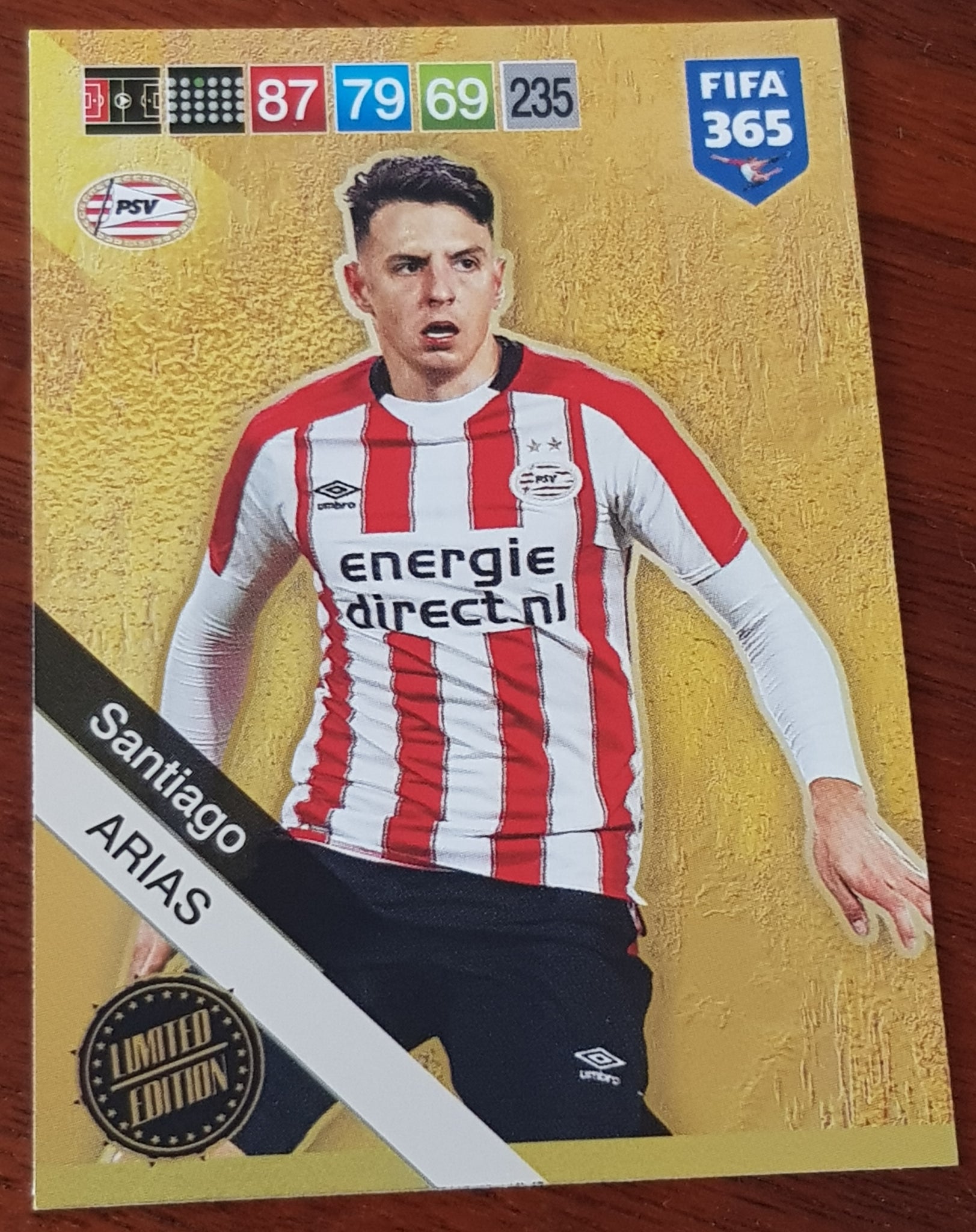 2018 Panini Adrenalyn FIFA 365 Santiago Arias Limited Edition Trading Card