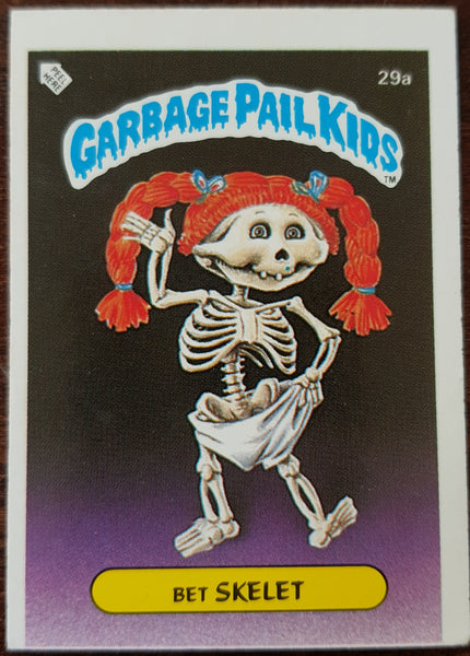 Garbage Pail Kids Dutch Series 1 #29a - Bet Skelet Sticker