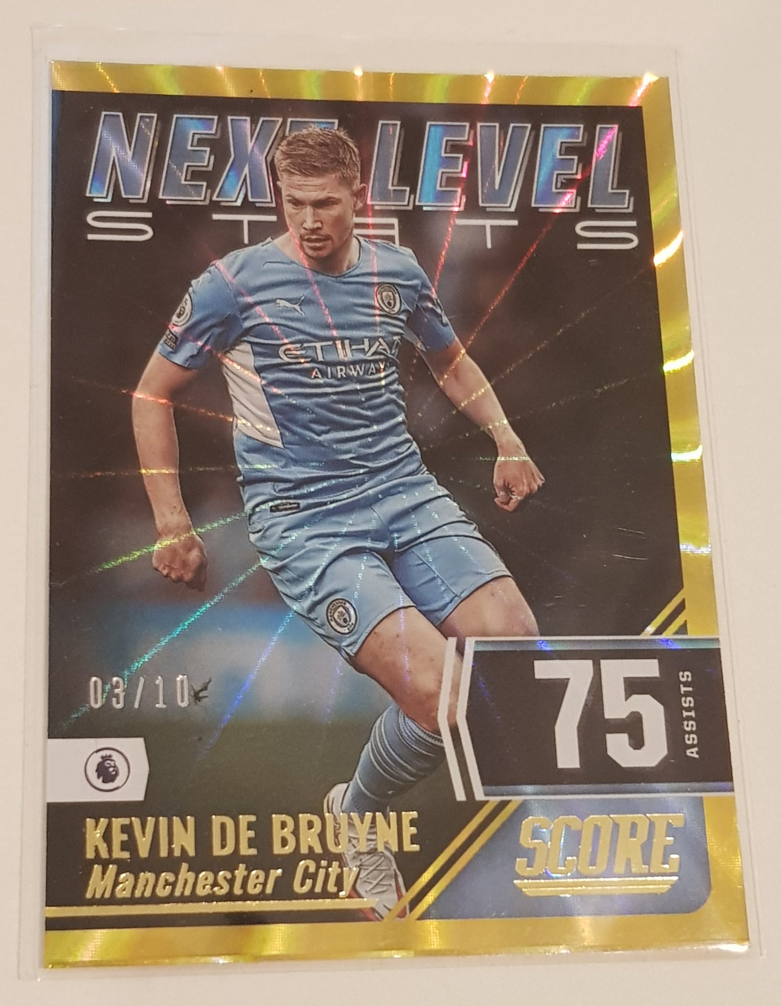 2021-22 Panini Score Premier League Next Level Stats Kevin de Bruyne #16 Gold Laser Parallel /10 Trading Card