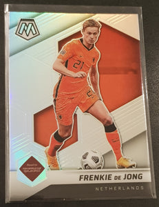 2021-22 Panini Mosaic FIFA Road to World Cup Frenkie de Jong #172 Mosaic Silver Trading Card