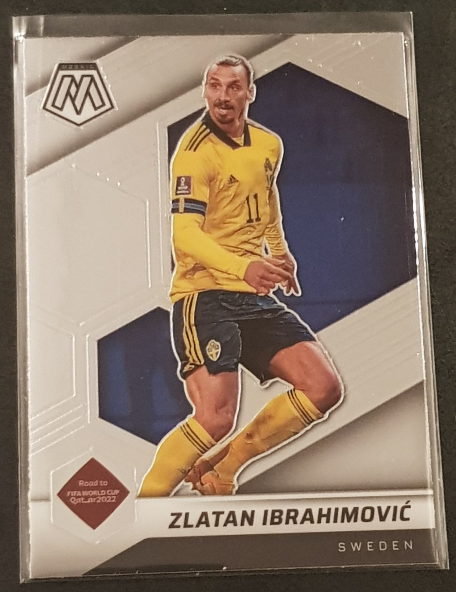 2021-22 Panini Mosaic FIFA Road to World Cup Zlatan Ibrahimovic #90 Trading Card