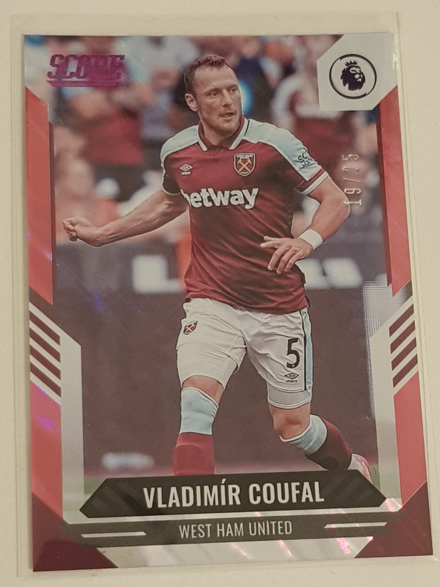 2021-22 Panini Score Premier League Vladimir Coufal #143 Pink Lava Parallel /25 Trading Card