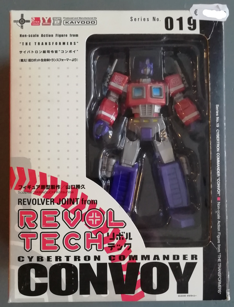 Transformers Revoltech #19 Cybertron Commander Convoy (Optimus Prime)