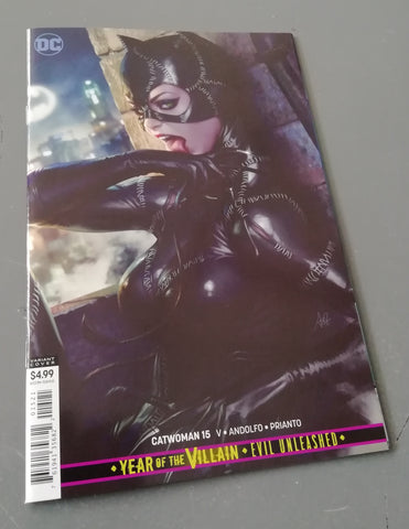 Catwoman #15 NM Artgerm Variant