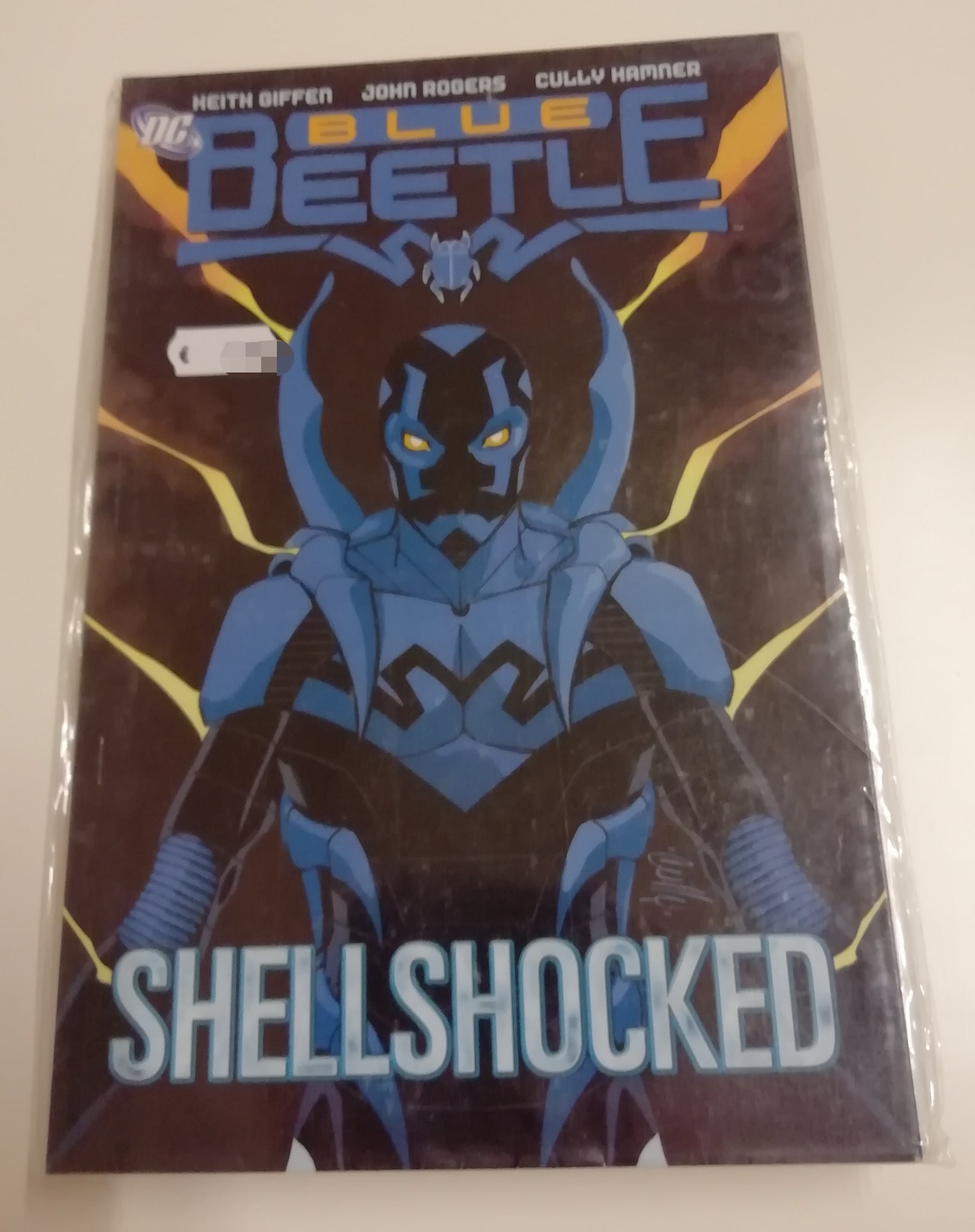 Blue Beetle Shellshocked TPB VF/NM