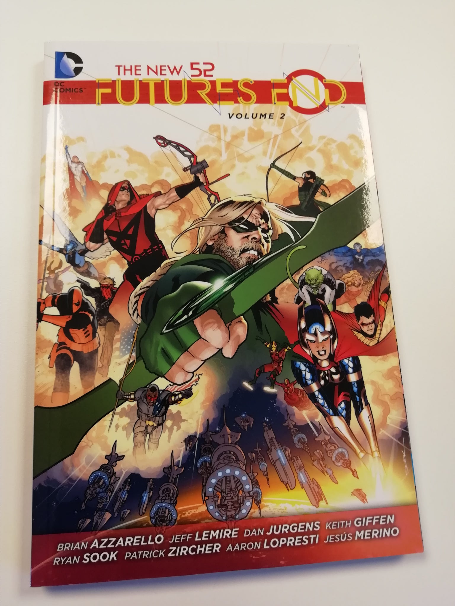 New 52 Futures End Volume 2 TPB NM