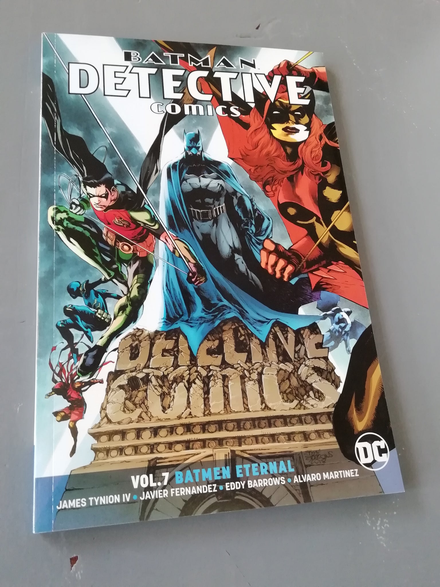 Detective Comics Vol.7 TPB NM
