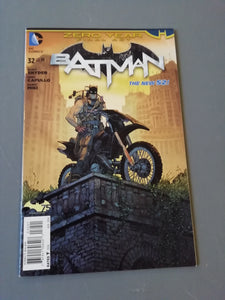 Batman #32 NM- 1/25 Tony Moore Variant
