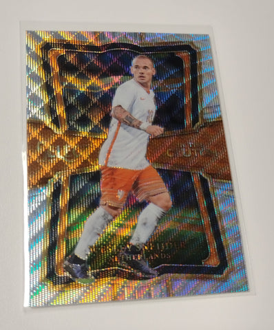 2017-2018 Panini Select In the Clutch - Wesley Sneijder #IC-16 Trading Card