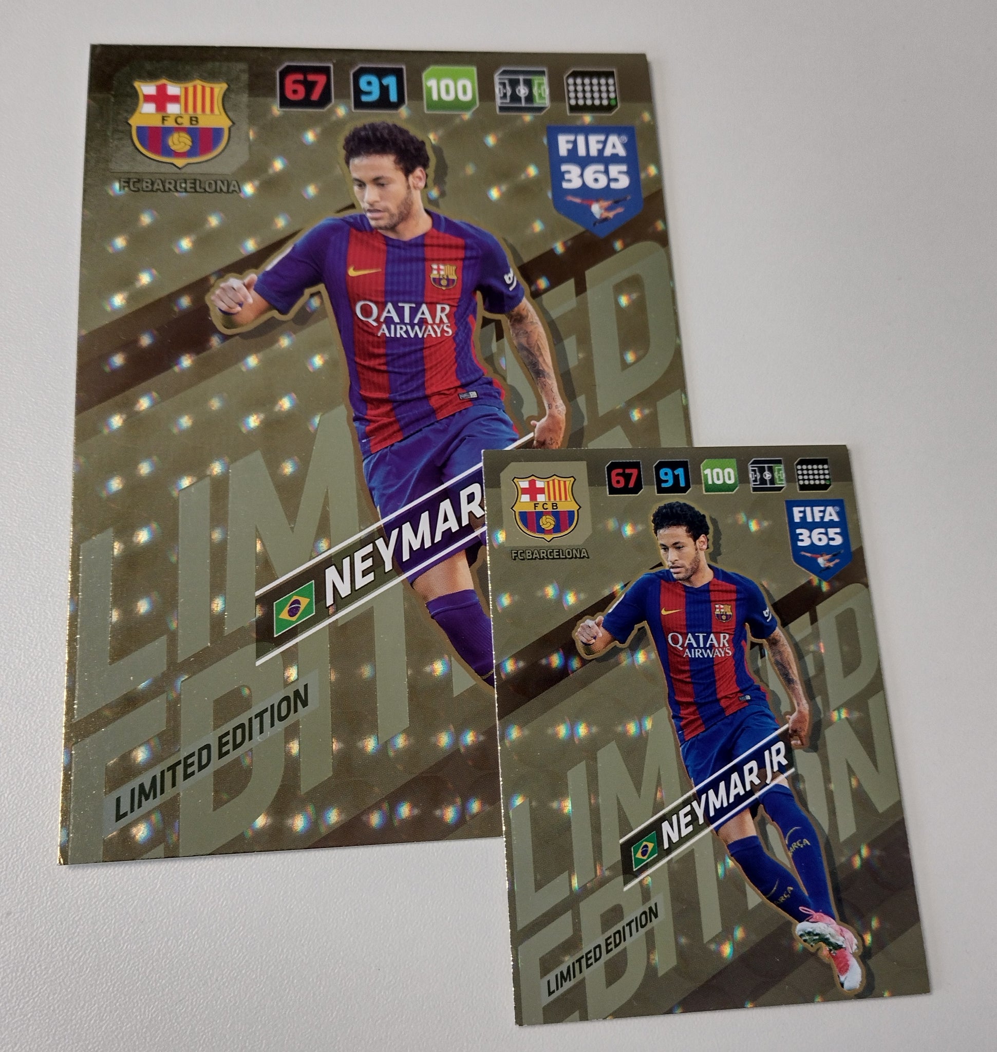 2017-18 Panini Adrenalyn FIFA 365  Neymar Jr. Limited Edition Trading Card Set (XL+XXL)