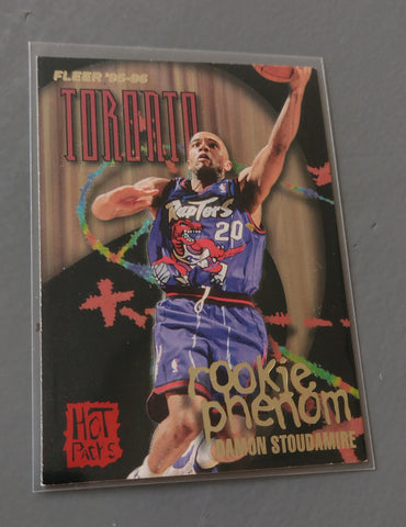 1995-96 Fleer Basketball Rookie Phenom Damon Stoudamire #497 Rookie Card