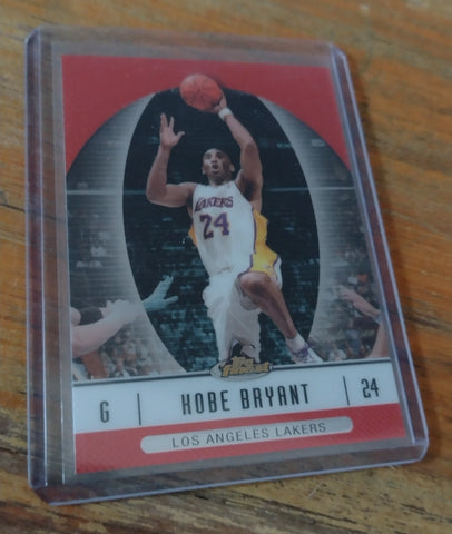 2006-07 Topps Finest Kobe Bryant #25 Trading Card