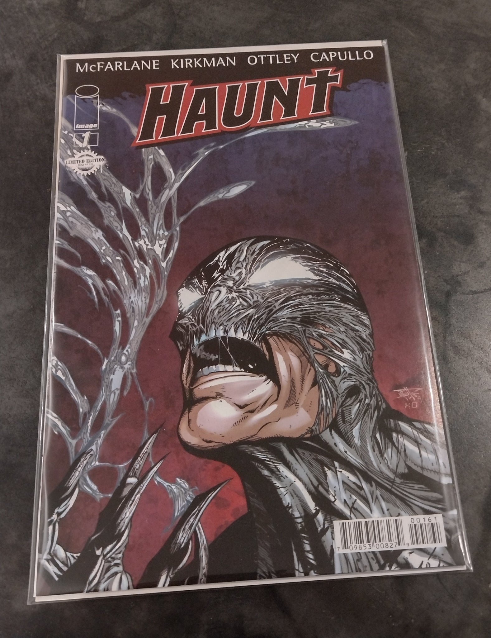 Haunt #1 NM+ Limited Edition Comix Variant