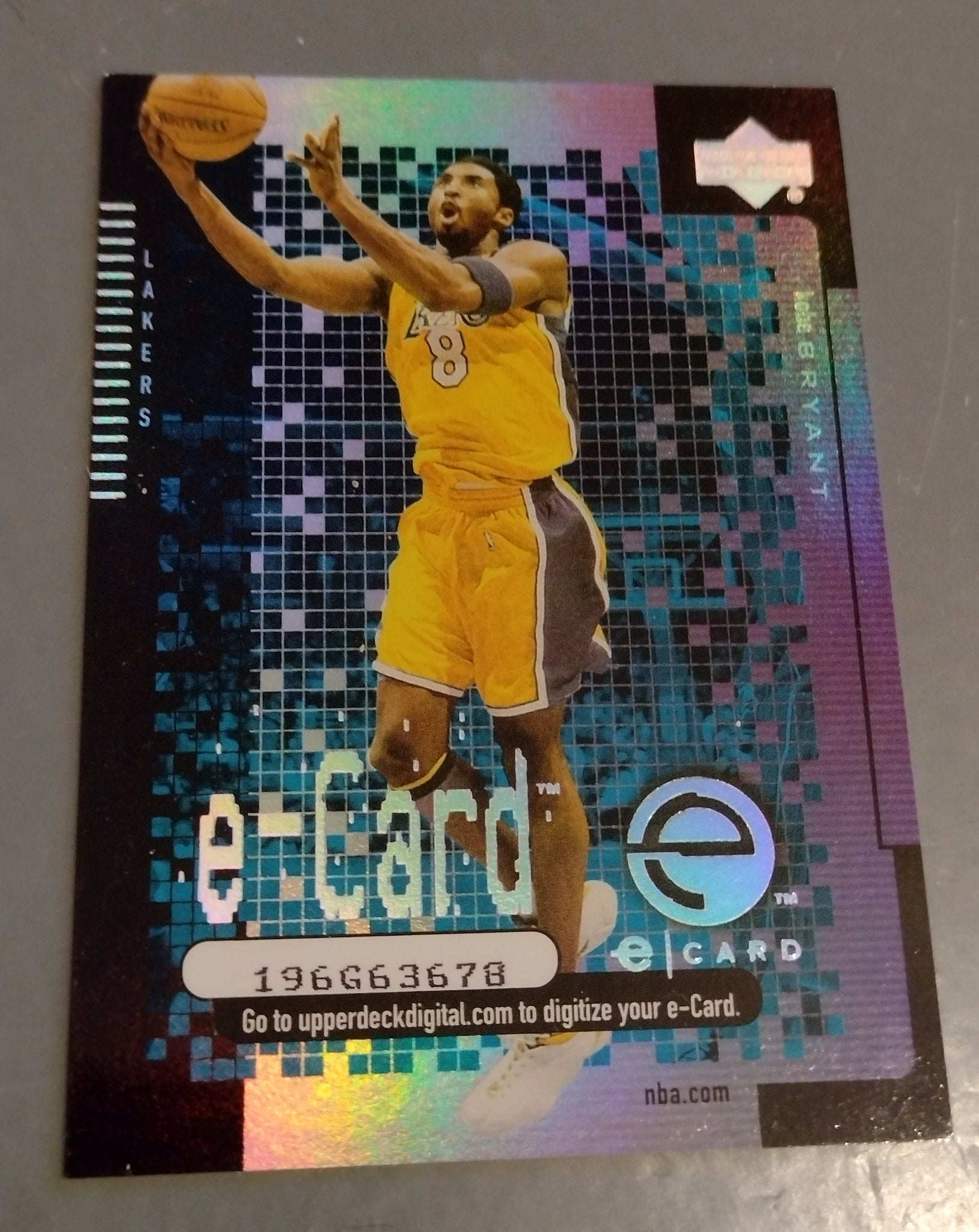 2000-01 Upper Deck E-Card Kobe Bryant #EC1 Trading Card