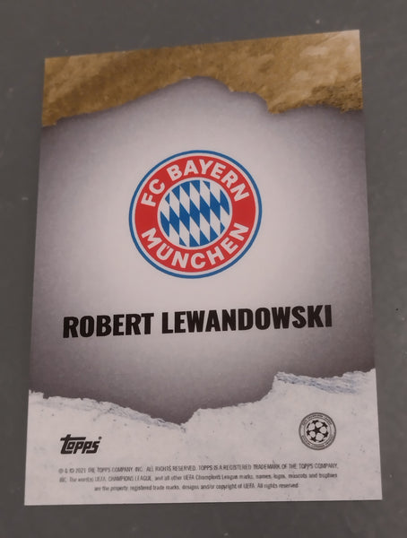 2021 Topps UEFA Champions League Gold Robert Lewandowski Elite Trading Card